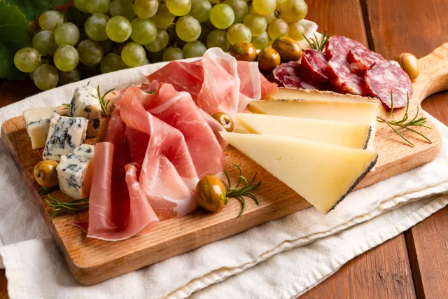 mix formaggi e salumi
